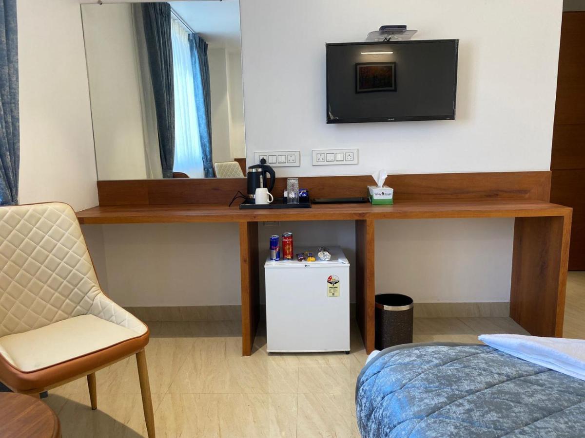 The Urban Hive Hotel Belgaum Εξωτερικό φωτογραφία