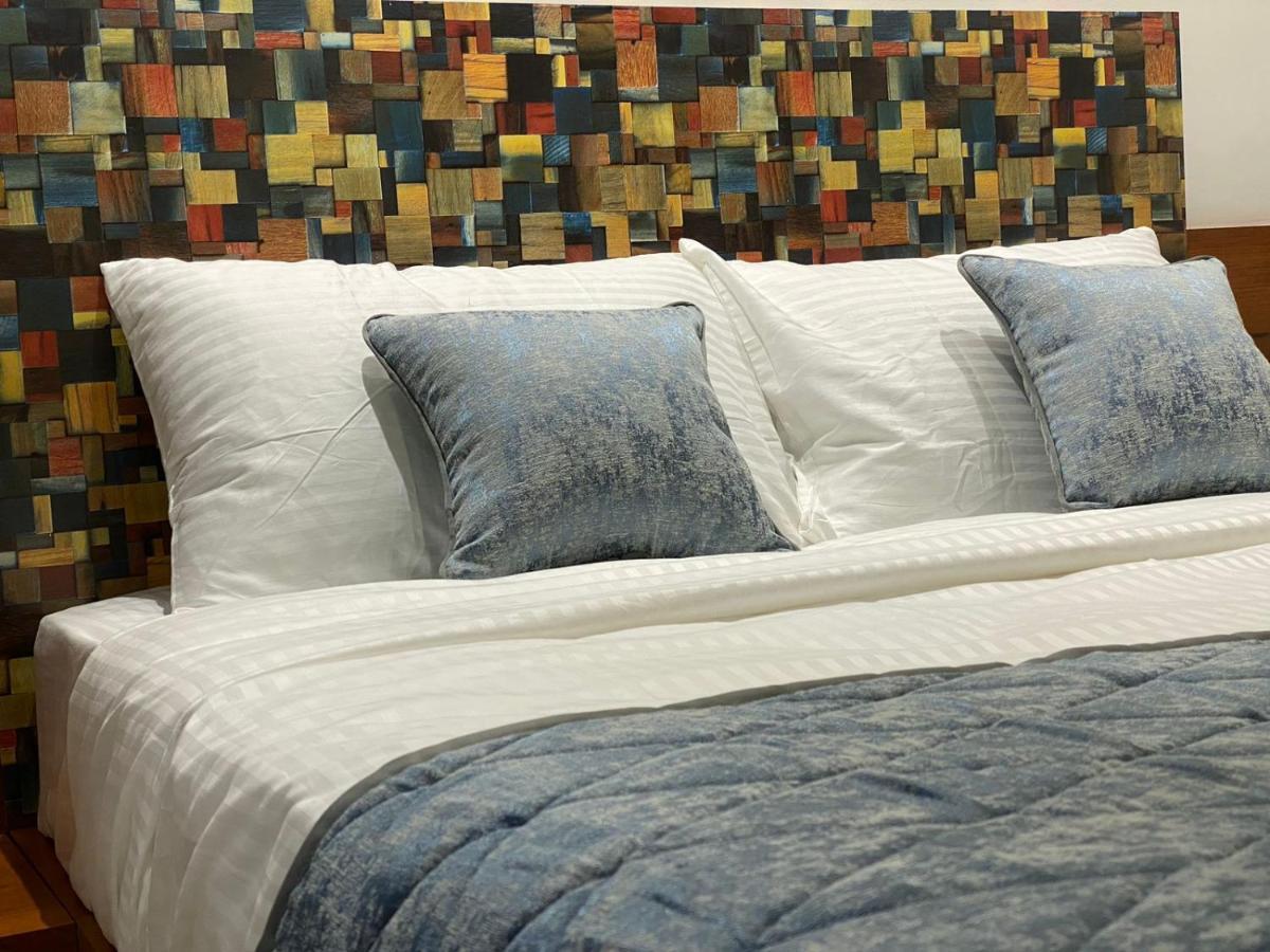 The Urban Hive Hotel Belgaum Εξωτερικό φωτογραφία