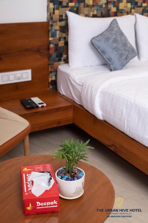 The Urban Hive Hotel Belgaum Εξωτερικό φωτογραφία