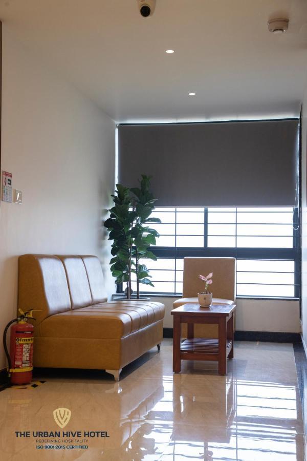 The Urban Hive Hotel Belgaum Εξωτερικό φωτογραφία