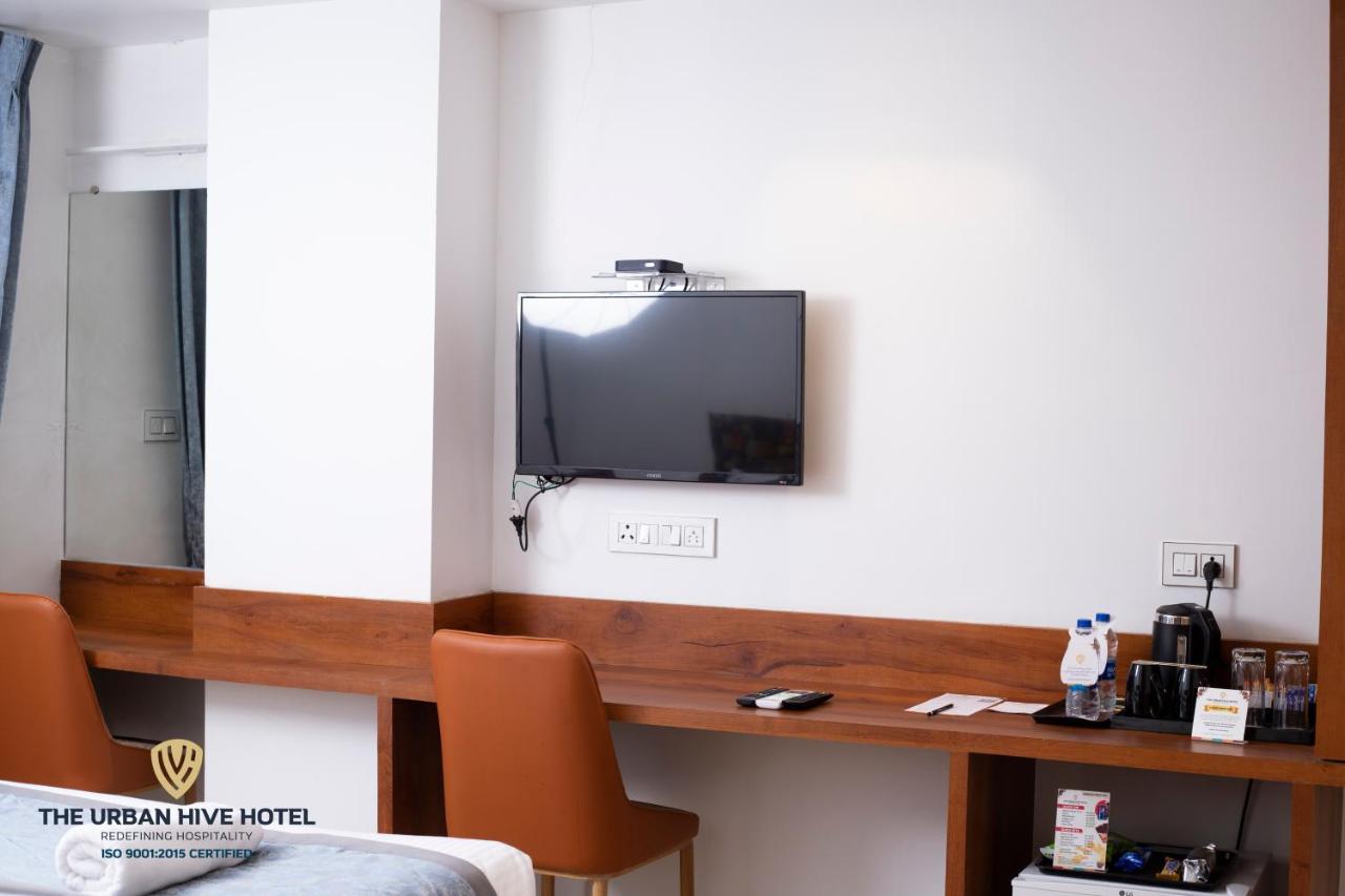 The Urban Hive Hotel Belgaum Εξωτερικό φωτογραφία