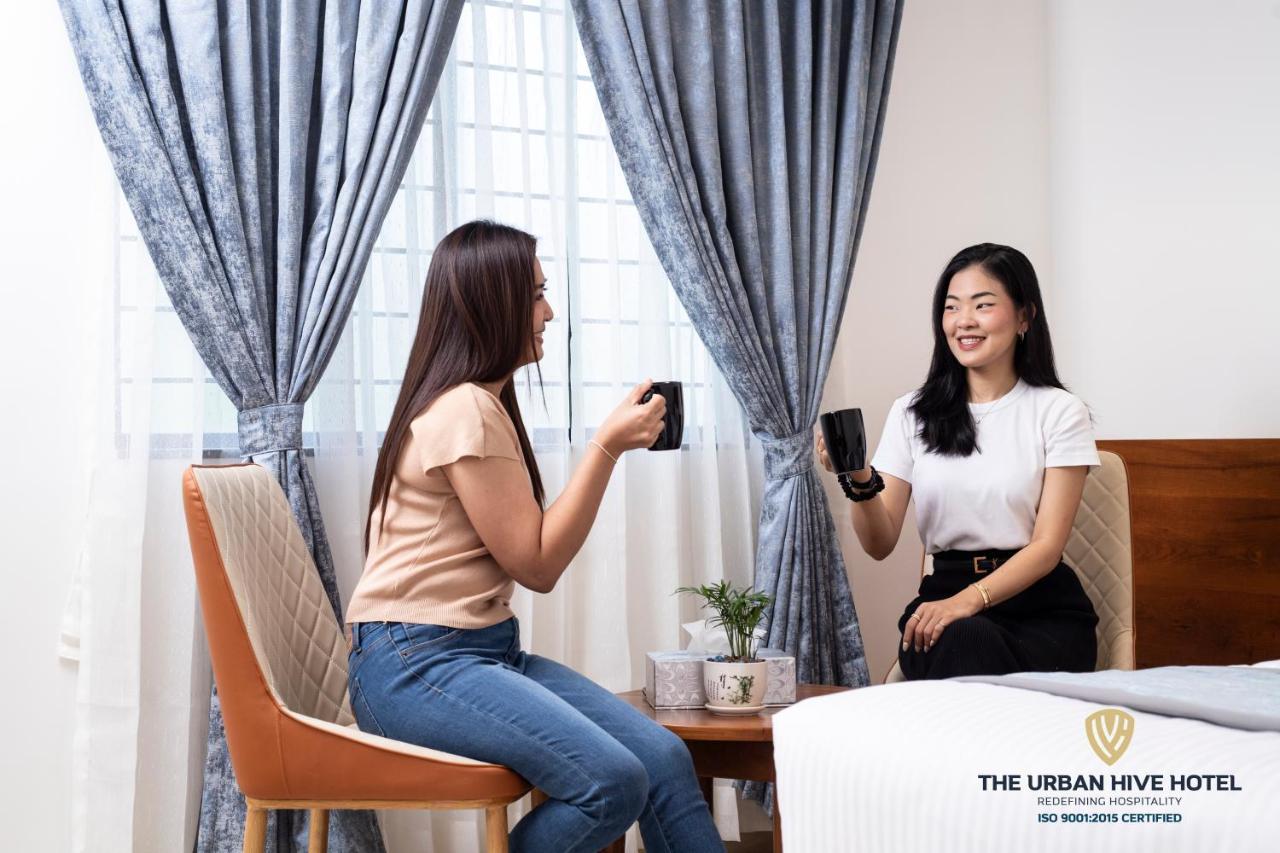 The Urban Hive Hotel Belgaum Εξωτερικό φωτογραφία